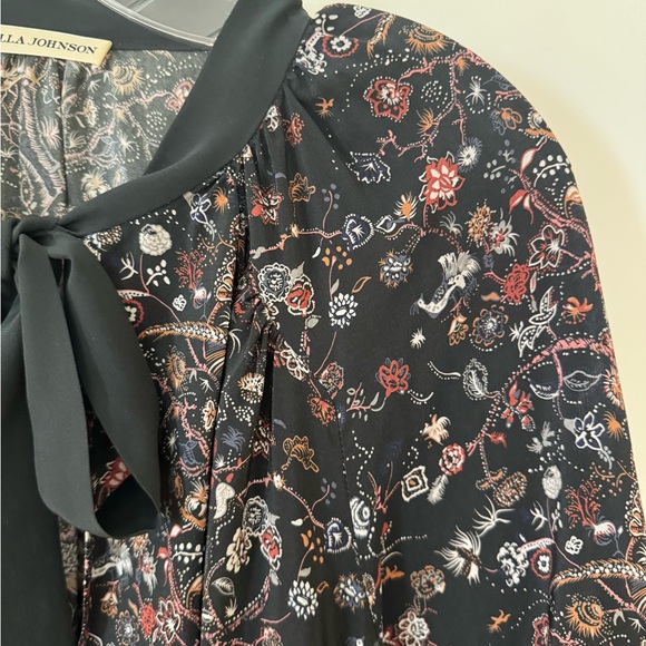 Adorable Ulla Johnson silk blouse - Picture 2 of 2